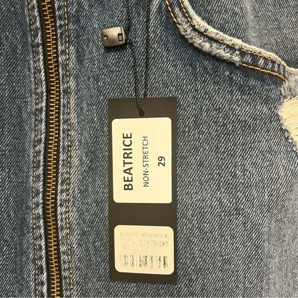 CARMAR Zip Front Distressed Beatrice Denim Skirt Sz 29 - Picture 6 of 8